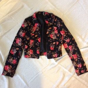 🌻🌻Red and black Flower Jacket