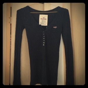 Hollister navy blue sweater