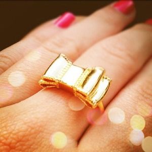 Kate Spade Gold Bow Ring- Size 7