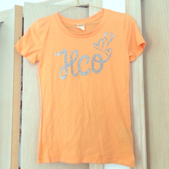 Hollister orange tee