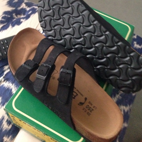 Birkenstock 3 strap brand new with box.