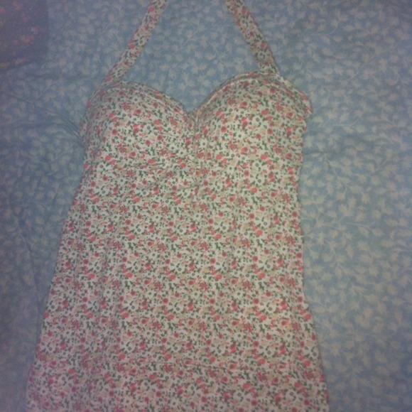 Halter top