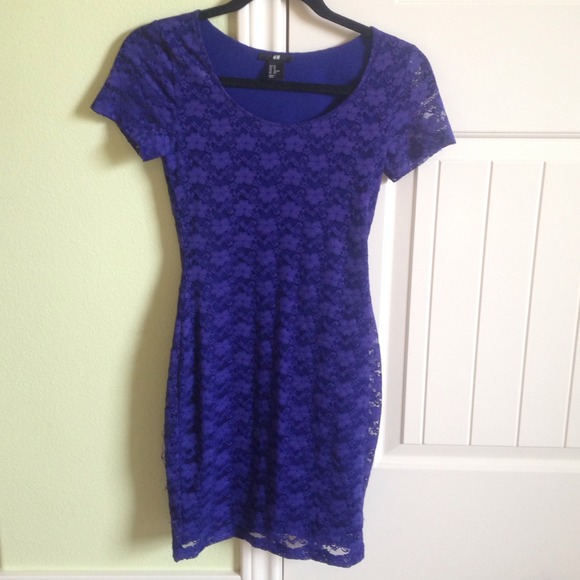 Dark blue lace body con dress