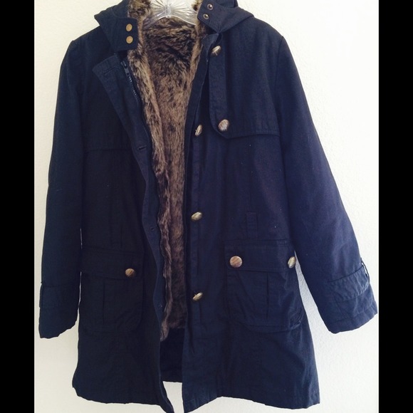 🔴SOLD🔴Dual Lined Cozy Winter Coat Removable Vest