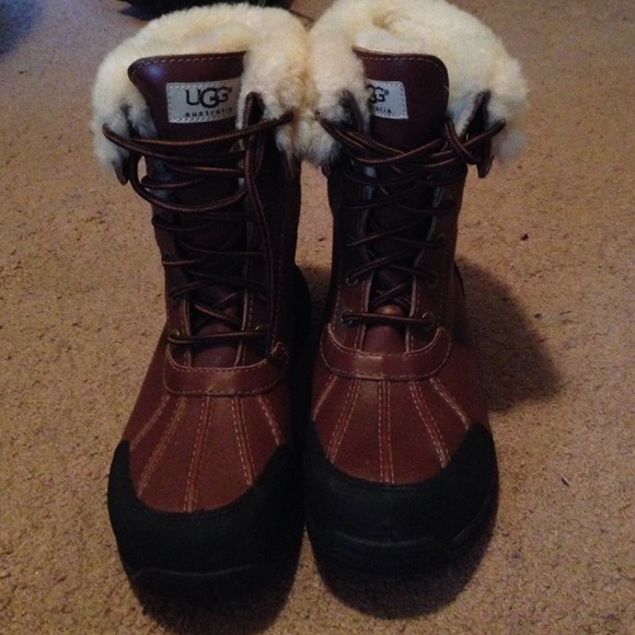 Uggs snow boots