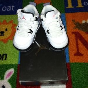 Jordan 4 Retro Cement Grey SOLD!!
