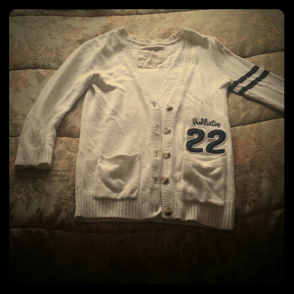 Hollister Cardigan - Picture 1 of 4