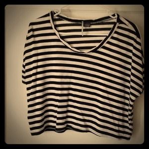 Urban Outfitters Black and white crop top