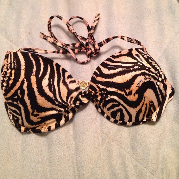 Victoria's Secret underwire bathing suit top