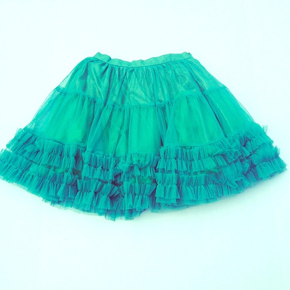 Forever 21 Dresses & Skirts - ❗️Sale❗️Forever21 Green Poof Skirt
