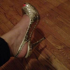 Nine west pumps