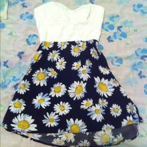 Daisy dress