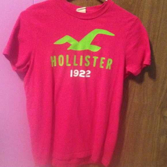 Hollister shirt