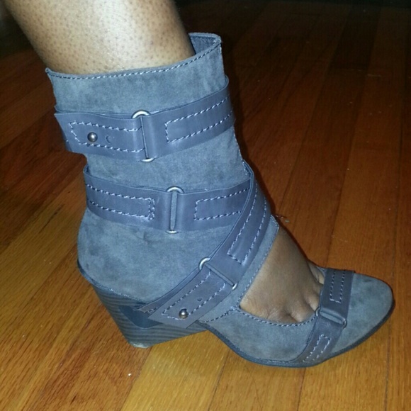 Boot pumps