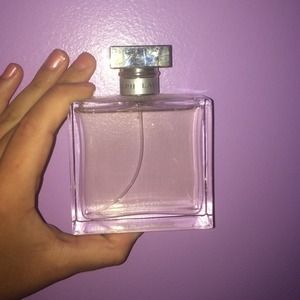 Ralph Lauren romance perfume