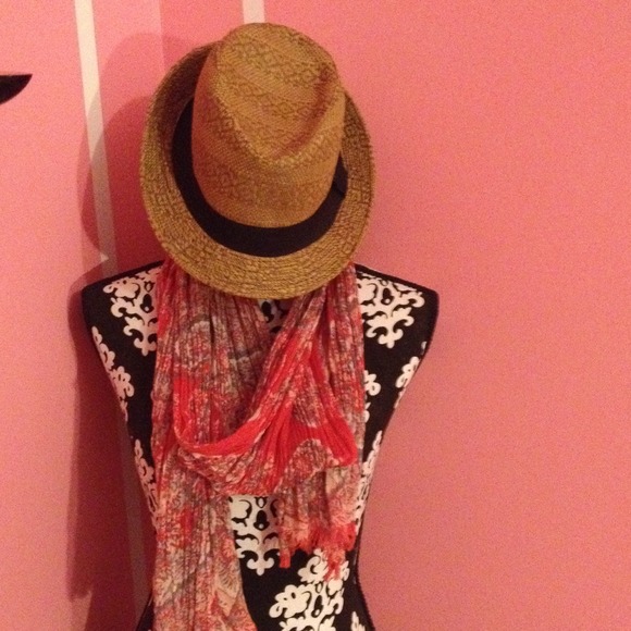 A beautiful red palsy inspired print scarf - Picture 2 of 3