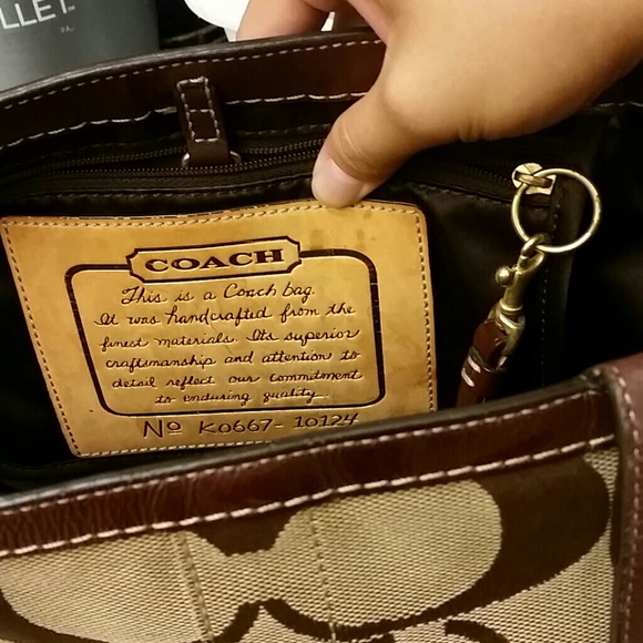 Coach Hangbag - Picture 3 of 4