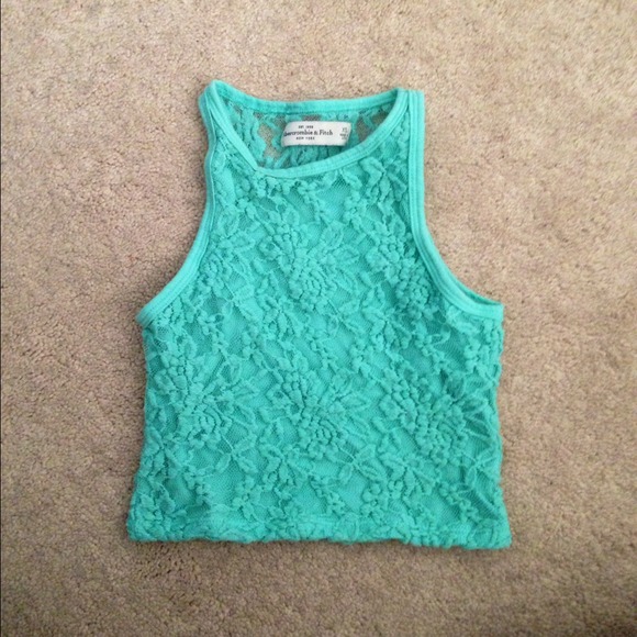 Lace cropped tank