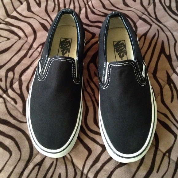 Vans shoes (Price Firm)