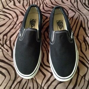 Vans shoes (Price Firm)