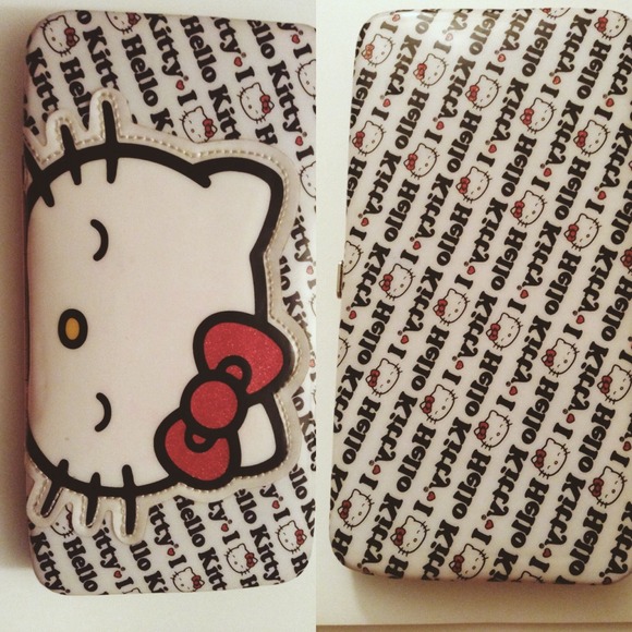 hello kitty wallet 🎀