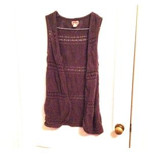 Cute woven vest! Worn few times; great condition