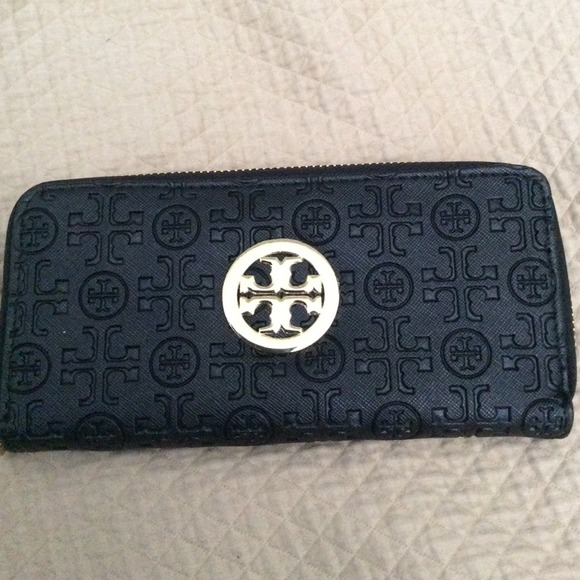 Clutches & Wallets - Black wallet