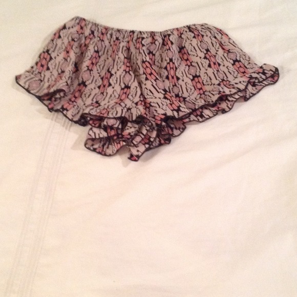Rare brandy Melville vodi shorts!