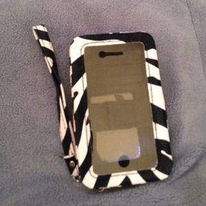 iPhone 4/4s Wristlet Case