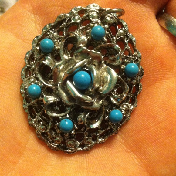 Siliver and blue pendent - Picture 1 of 2