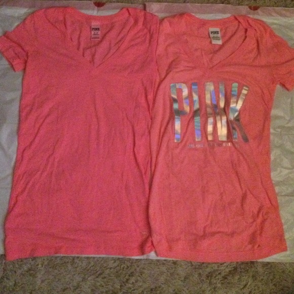 2 pink t-shirts