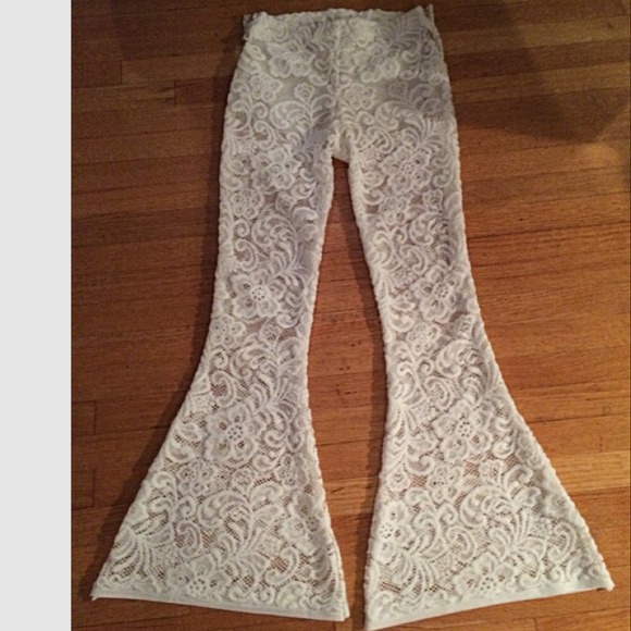 Textured lace bells for @alinnaaacryys