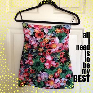 Tropical floral strapless top