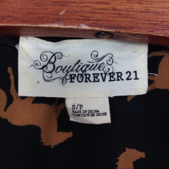 Forever 21 cover up - Picture 3 of 4