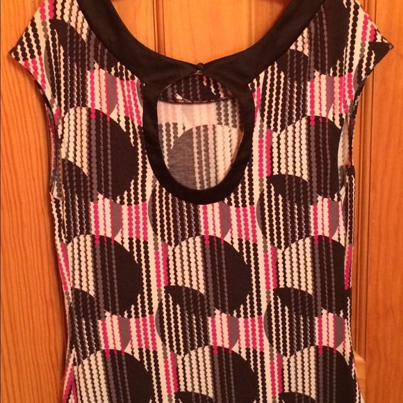 Express Pattern Dress - Picture 4 of 4