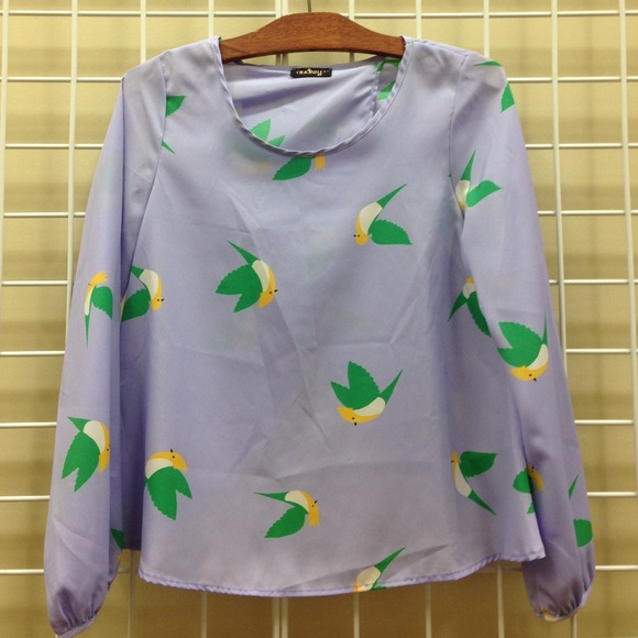 Boutique top - Picture 1 of 3