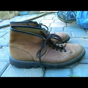 Suede Monkey Boots unisex