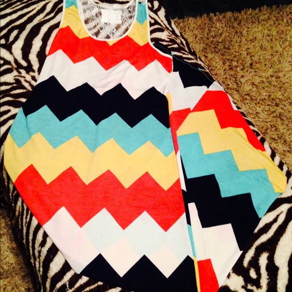 Chevron Razor Back Maxi Dress - Picture 3 of 4