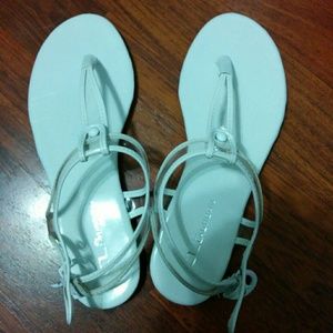 CL by Luandry White thong sandals