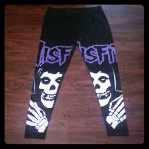 Hot Topic Misfits Leggings