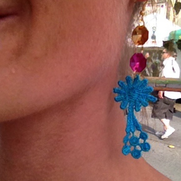 HoLD! 🌺sale! The Hannah: teal lace and bead earri - Picture 2 of 2