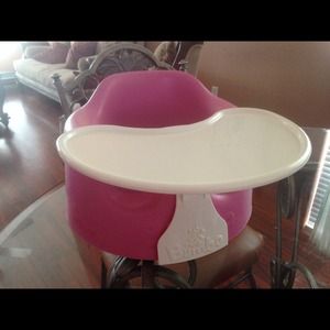 Bumbo seat w/ tray & harness