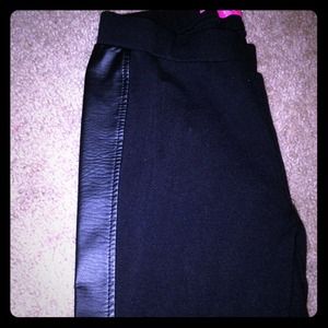 Faux leather trimmed leggings