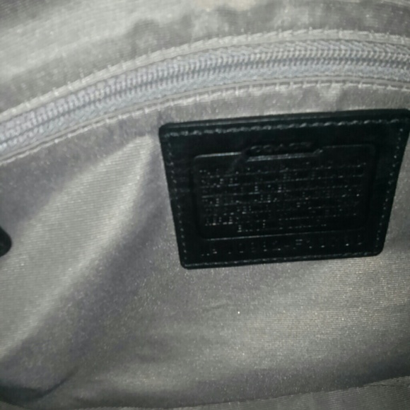 Authentic Coach Purse - Picture 3 of 4
