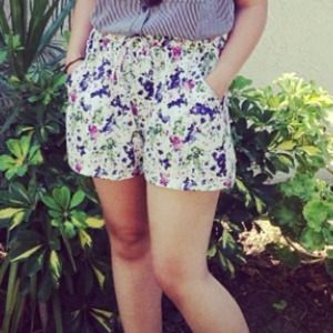 Floral high waisted shorts