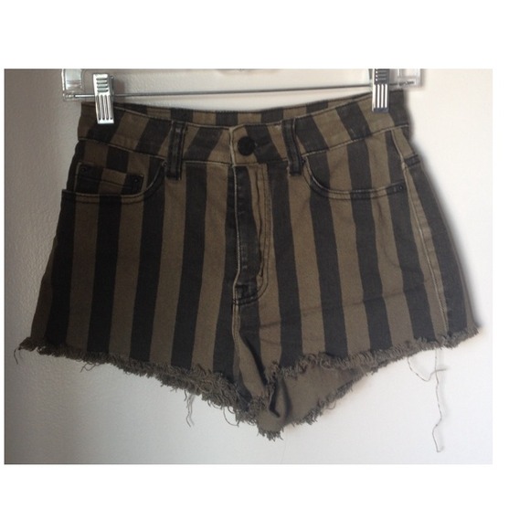 Urban Outfitters Other - Urban Outfitters high waisted beetle juice shorts