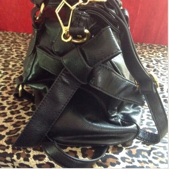 🚫Bundled Black Handbag - Picture 2 of 4