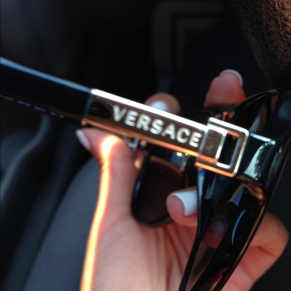 GREAT Deal! Glamorous VersaceMod4223 sunglasses main image 4
