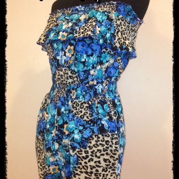Blue/animal print romper!💕