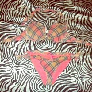 beach sexy push-up vs bikini